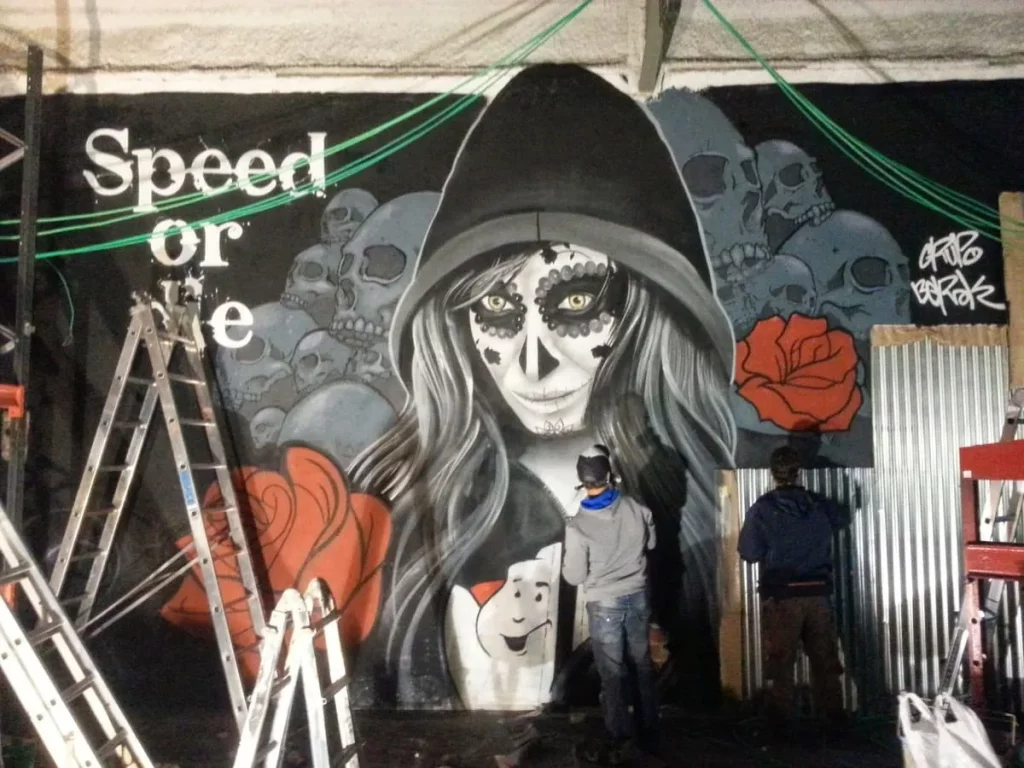 mural graffiti speed or die catrina mexicana
