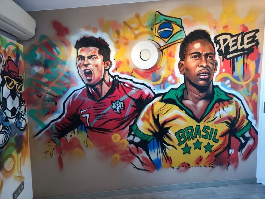 Mural Cristiano Ronaldo Pelé graffiti habitación juvenil decoración fútbol
