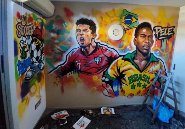 Graffiti mural Cristiano Ronaldo Pelé habitación juvenil fútbol Graffiti mural Cristiano Ronaldo Pelé habitación juvenil fútbol decoración deportiva