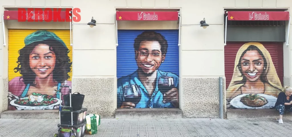 Graffiti retratos realistas en persianas restaurante la guinda con platos y bebidas
