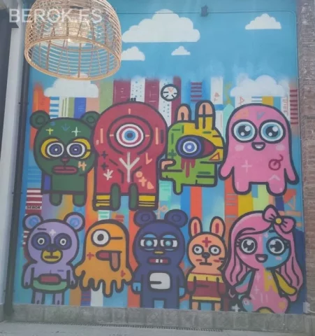 Mural de muñecos estilo arte urbano Graffiti de muñecos estilo arte urbano con personajes cartoon y estética street art